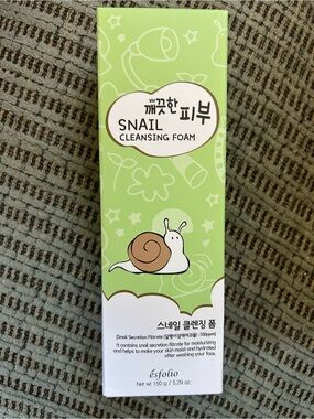 esfolio Snail Cleansing Foam